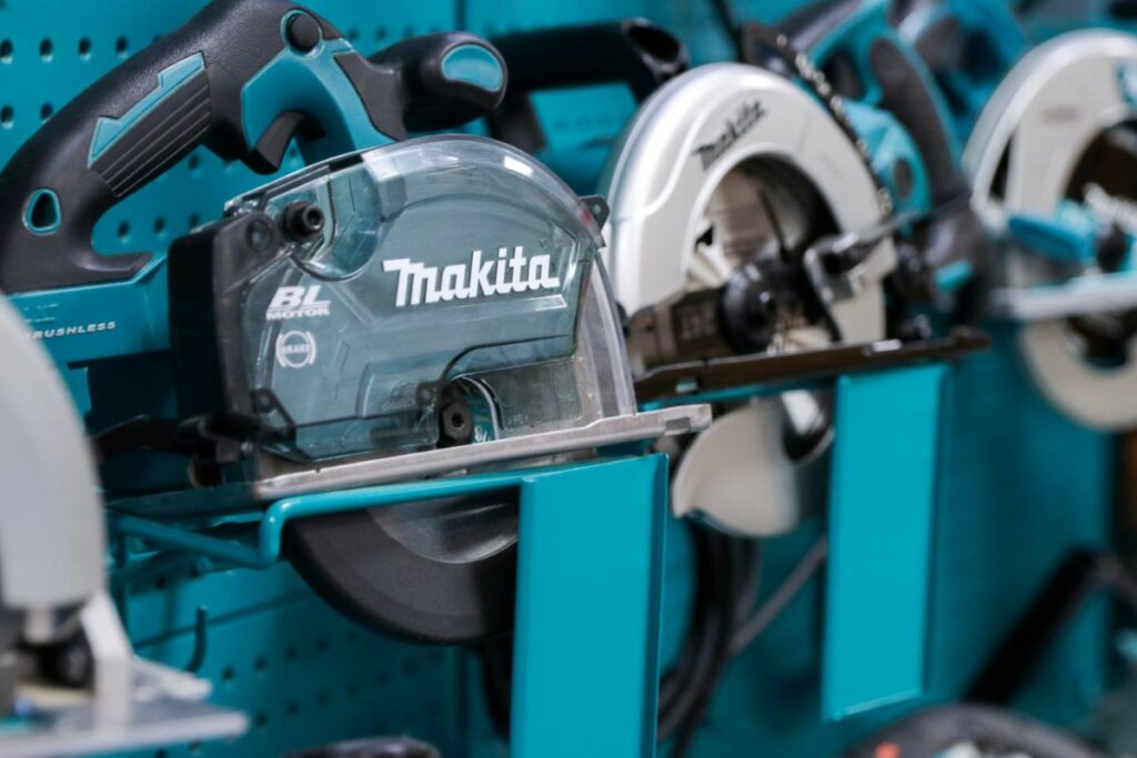 Makita